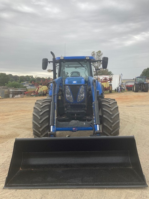 2015 New Holland T7.200  SWT7100095